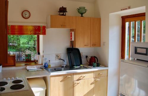Duns House | Pet-Friendly Green Hope Guest House with Amazing Reviews