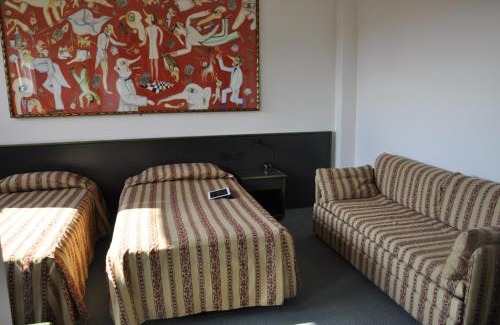 Poviglio Hotel | Eco-Friendly Green Hotel with Pet and Child Amenities