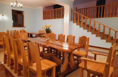 Kaputan House | Family-Friendly Green House with Pool Access for Your Stay