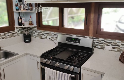Tures House | Pet-Friendly Green House by W: Guest Rated 10/10!