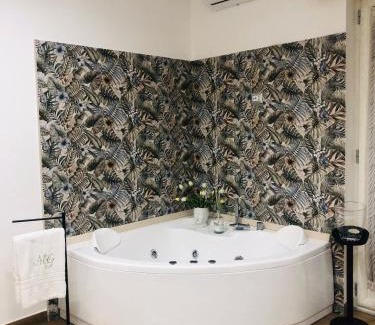Gragnano Apartment | Inviting Green House GM: Pet-Friendly with Breakfast & More