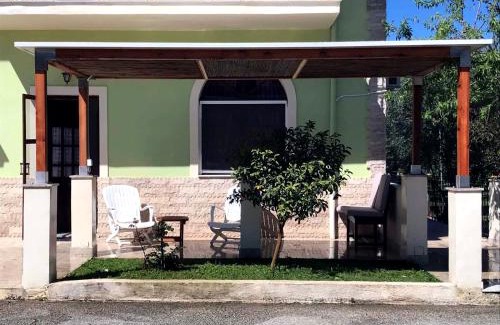 Sfakera House | Pet-Friendly Green House: Family-Friendly Getaway Awaits