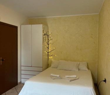 Somma Lombardo Apartment | Green House