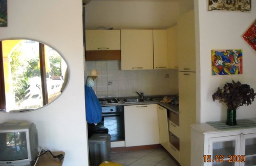 Maddalenedda Villa | Green House: Relaxing Cottage with Ocean Views Near Cagliari