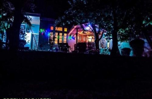 Minapin House | Green leaf guest house