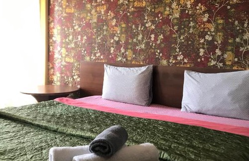 Zapadnyy okrug Hotel | Budget-Friendly Green Lime 1: Pet Friendly with Breakfast