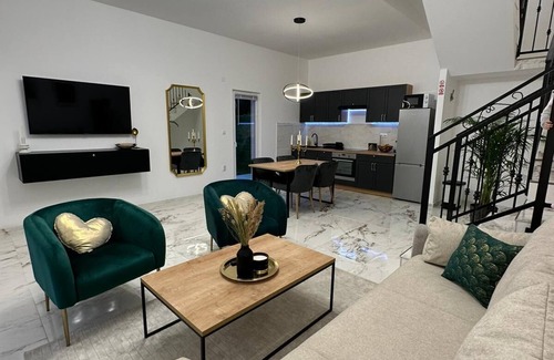 Lipovaca Dreznicka Apartment | Guest Rated 10/10 at Green Linden with Family-Friendly Amenities