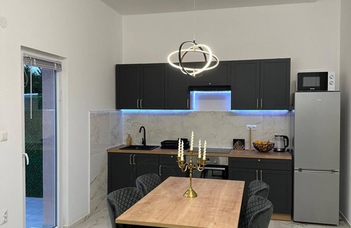 Lipovaca Dreznicka Apartment | Guest Rated 10/10 at Green Linden with Family-Friendly Amenities