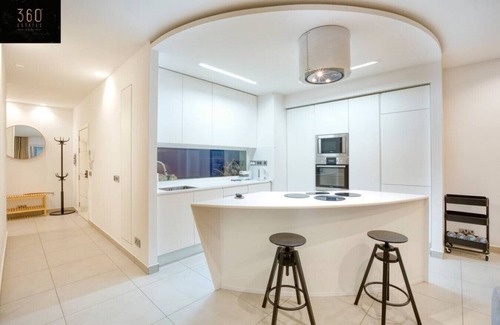 Il-Balluta Apartment | Green Oasis: Oceanfront Home with Spectacular Views