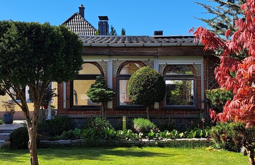 Marzahn-Hellersdorf House | Relaxing Green Oasis in Berlin Biesdorf - Guest Rated 9.8