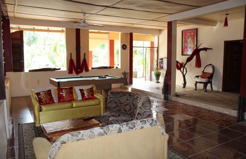 Armenia House | Welcome to Green Oasis Ranch: A Botanical Paradise in Belize