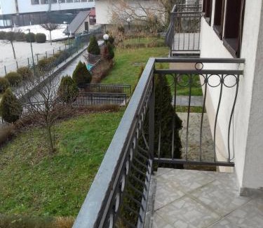 Fojnica Apartment | Inviting Green Oaza Apartment with Pool and Spa Amenities