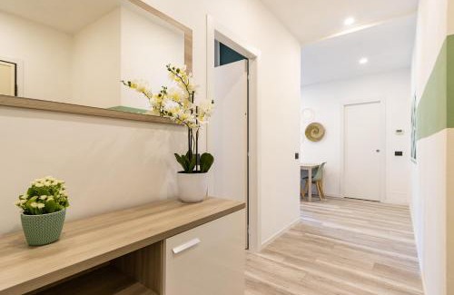 Arona Apartment | Prime Green Pearl Apartment Steps from the Lake