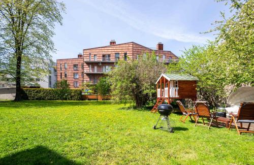 Tatari Apartment | Pet-Friendly Retreat at Green Residence: Rated 8.2/10