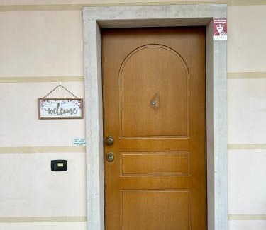 Castelnuovo del Garda Apartment | Pet-Friendly Green Room Del Garda with Exceptional Reviews