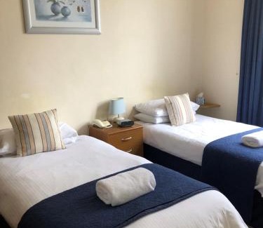 Peebles Hotel | Green Tree Hotel: Pet Friendly with Breakfast Included