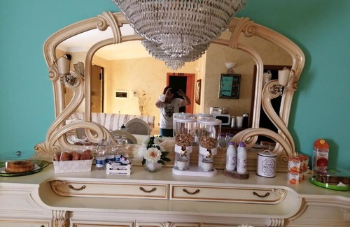 Guidonia Montecelio House | Discover Green Universe: Family-Friendly with Hot Tub & More