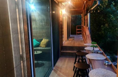 Boboshevo House | Inviting Green View 1: Family & Pet-Friendly Retreat