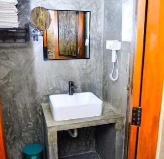 Udawalawa House | Eco-Friendly Green View Safari Resort: Guest Rated 10/10
