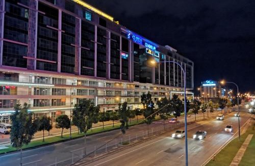 Kampung Sembulan Baru Apartment | Seaside Retreat at Greenage 绿色时代: Family-Friendly Oasis
