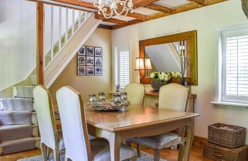 New Forest District House | Family-Friendly Getaway at Greenbank Cottage, 9.7/10 Rated