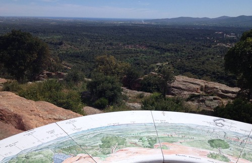 Roquebrune-sur-Argens House | Family-Friendly Greenchalet at Campsite Leï Suves Awaits