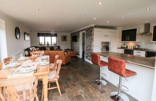 Skelton-in-Cleveland Cottage | Discover GREENCROFT: Garden Oasis in Saltburn-By-The-Sea