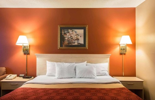 Greeneville Hotel | Greeneville Inn And Suites: Family-Friendly Comfort Awaits