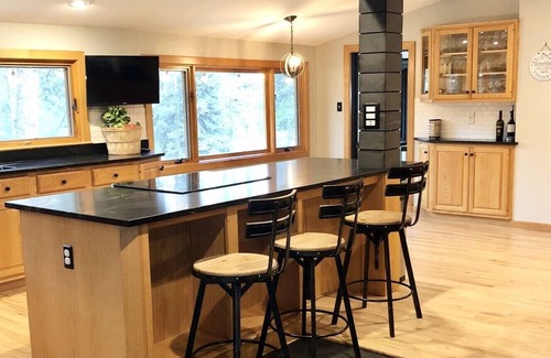 Evergreen West Central House | Greenhaven Mountain Chalet Upper Bear 4bd 4bath 3,500 sq ft & SPA