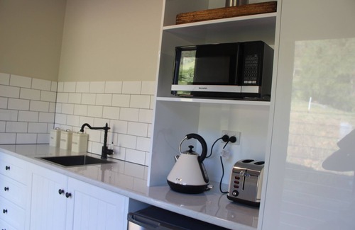 Sarabah Cottage | Top-Rated Greenlee Cottages with Family-Friendly Amenities
