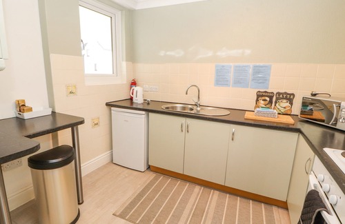 Wigton Apartment | Family-Friendly Greenmantle with Oceanfront Views
