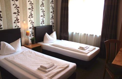 Friedrichshofen-Hollerstauden Hotel | Family-Friendly Greenpartment Ingolstadt with Pet Amenities