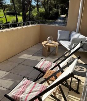 Saumane-de-Vaucluse Apartment | Greens View golf saumane