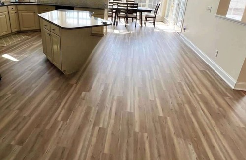 Forest Oaks House | Fun-Filled Getaway with Games and Pet-Friendly Amenities