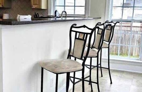 Forest Oaks House | Fun-Filled Getaway with Games and Pet-Friendly Amenities