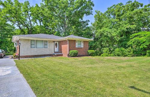 Greensboro House | Family-Friendly Greensboro Home with Hot Tub Near Downtown