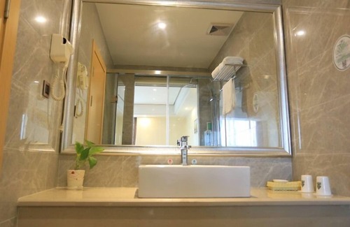 Nanhai Hotel | Comfortable GreenTree Alliance Foshan West Station Hotel