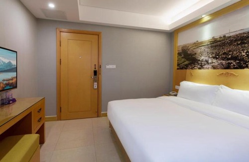 Futian CBD Hotel | Convenient Stay at GreenTree Eastern Hotel Shenzhen Futian
