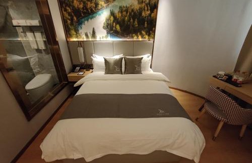 Urumqi City Centre Hotel | Family-Friendly GreenTree Eastern Hotel in Urumqi