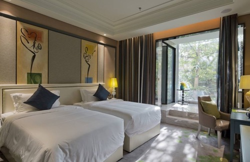 Luohu Hotel | Budget-Friendly Stay at GreenTree Eastern Shenzhen Hotel