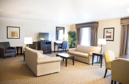 Florence Hotel | Inviting GreenTree Inn & Suites in Florence, AZ - Pet Friendly