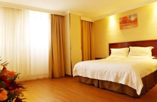 Yixiu District Hotel | Accessible Business Stay at GreenTree Inn Anqing Guangcaisiqi