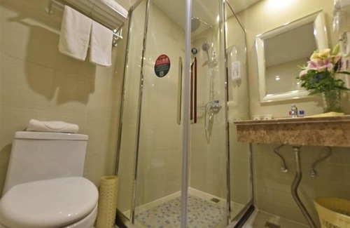 Xinbei Hotel | Budget-Friendly GreenTree Inn Near Dinosaur Park Fun