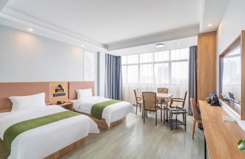 Wujin Hotel | Convenient Stay at GreenTree Inn Express Changzhou Caoqiao