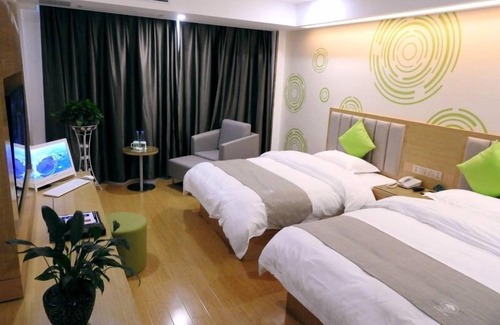 Feidong County Hotel | Cozy GreenTree Inn near Hui Shopping Mall with Breakfast