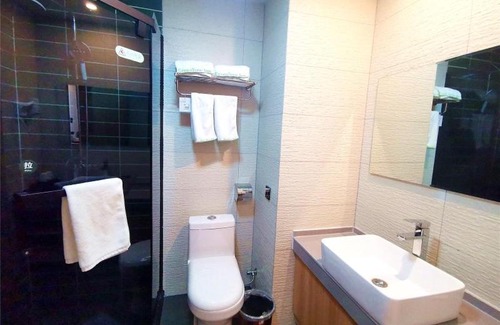 Dingtao Hotel | Explore GreenTree Inn in Heze Dingtao District