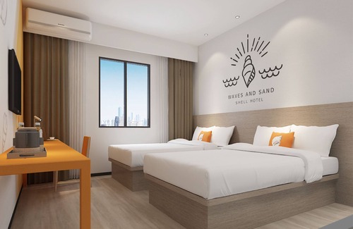 Huanggang Hotel | Budget-Friendly Stay at GreenTree Inn Huanggang Qichun