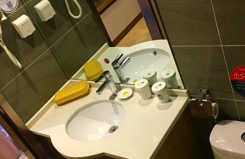 Yancheng Hotel | Budget-Friendly Stay at GreenTree Inn in JiangSu YanCheng