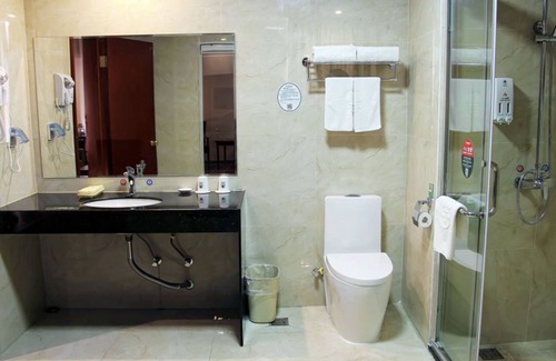 Rongcheng District Hotel | Budget-Friendly GreenTree Inn with Family Amenities in Jieyang