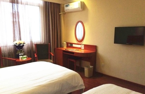 Lixia District Hotel | Family-Friendly Stay at GreenTree Inn Jinan Gaoxin District